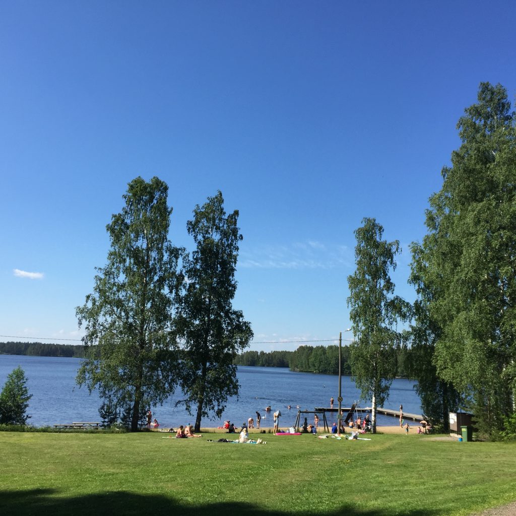 Kylä – Venesjärvi